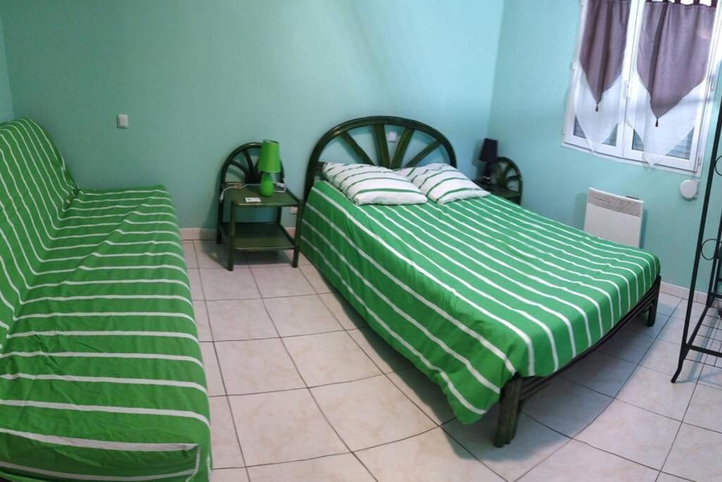 Chez Fabienne T3 Appartement Le Breuil-sur-Couze Buitenkant foto