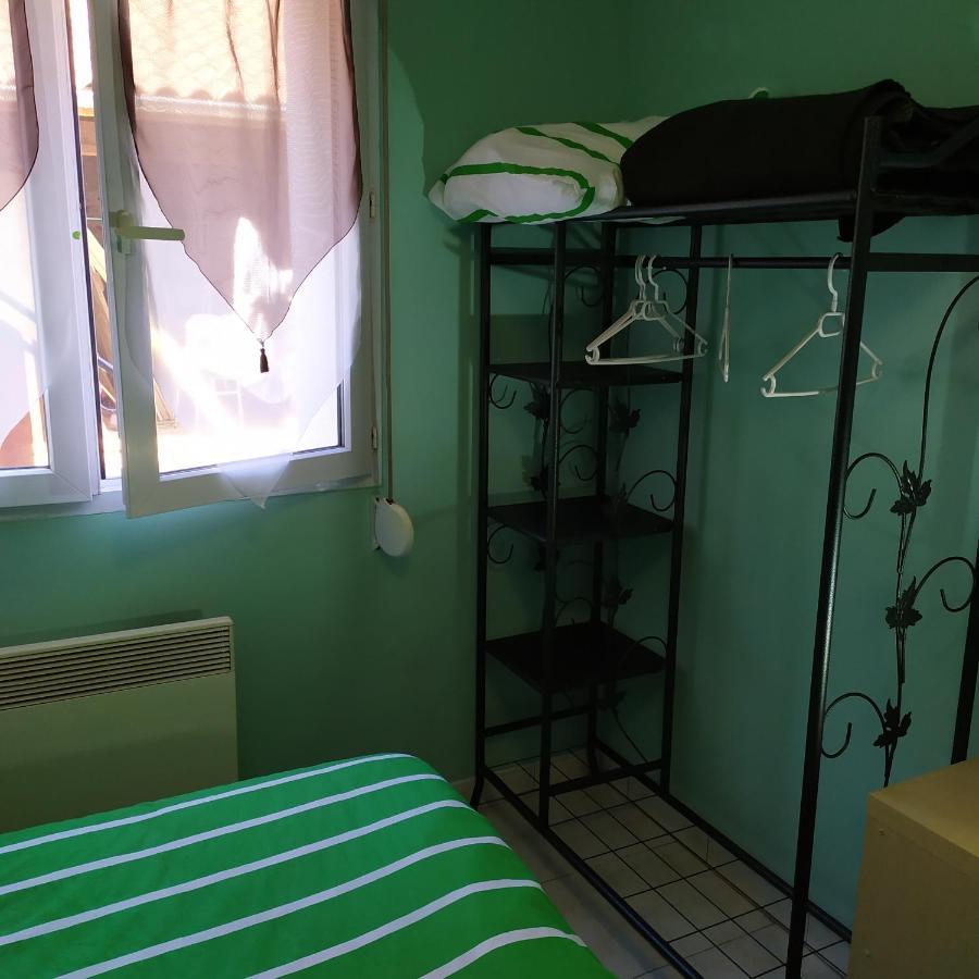 Chez Fabienne T3 Appartement Le Breuil-sur-Couze Buitenkant foto